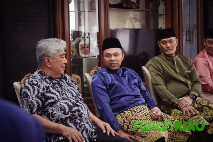 Sambutan hangat Bapak Pembangunan Siak untuk Gubri Baru di Agenda Silaturahmi